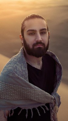 امیر عظیمی-خواننده